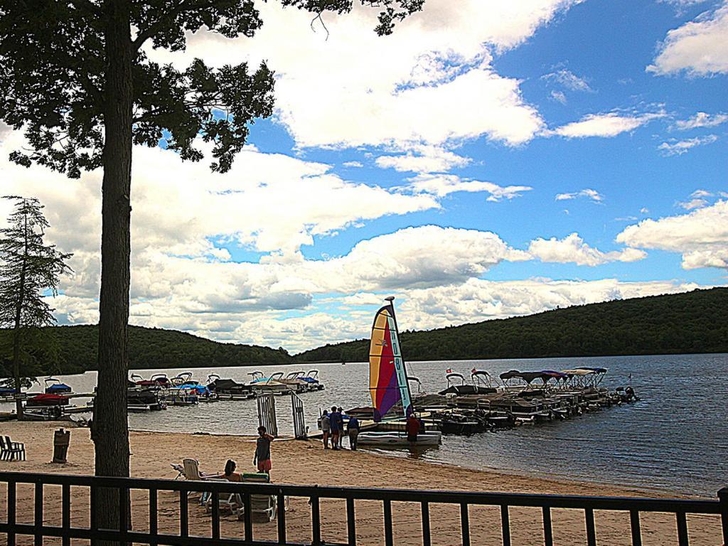 Beautiful Lake Harmony Townhouse At Big Boulder Lake And Ski Area Kültér fotó